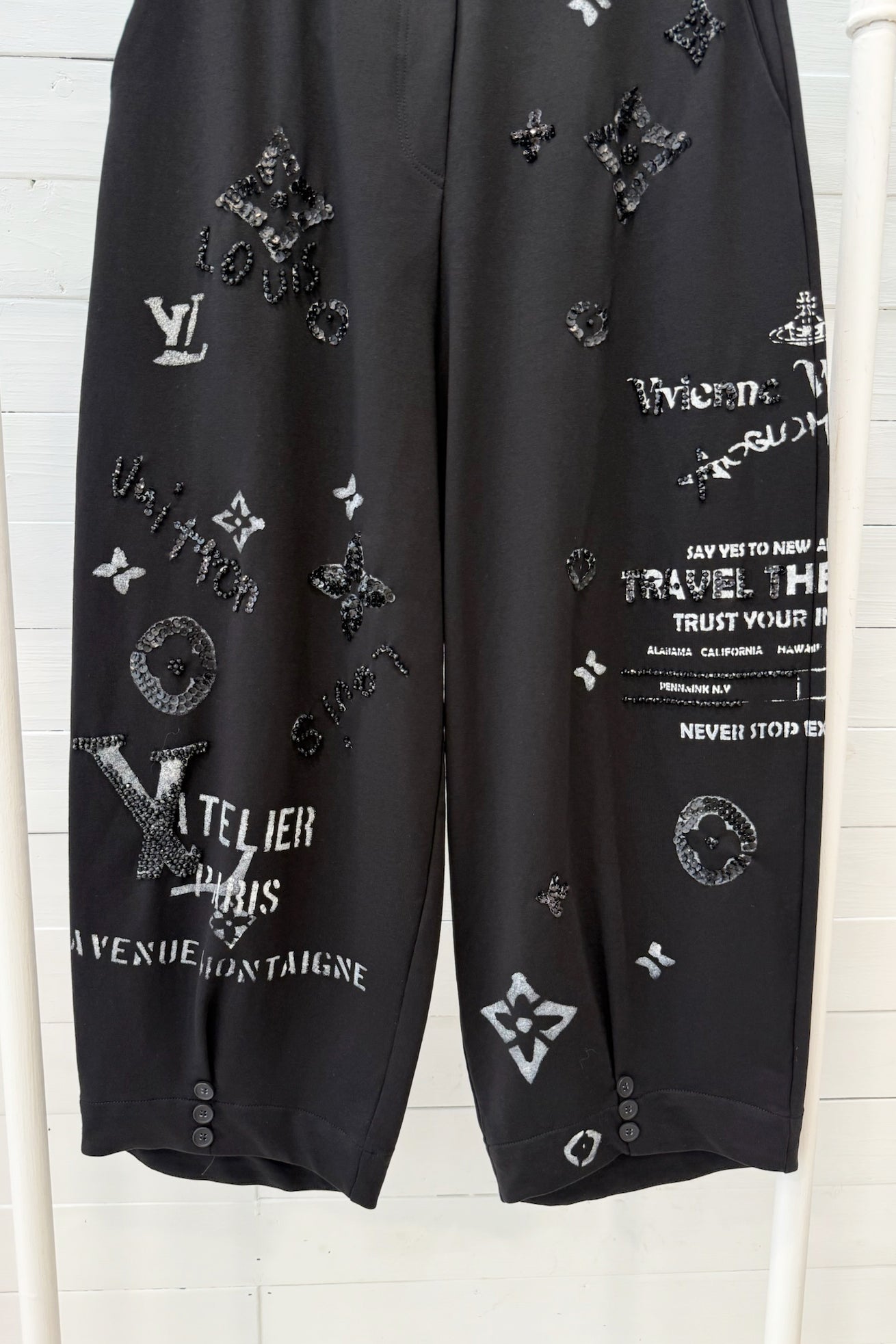 Pantalone ricamato