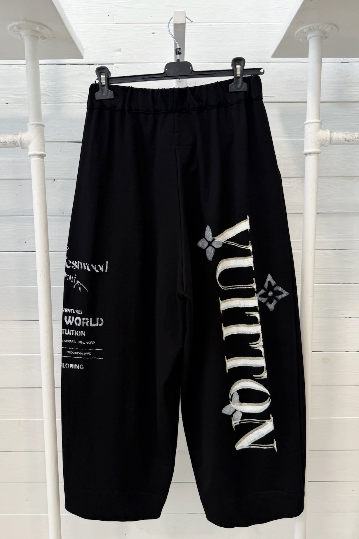 Pantalone ricamato