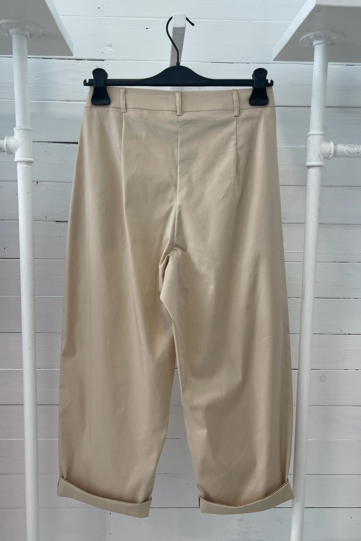 Pantalone crop con pinces