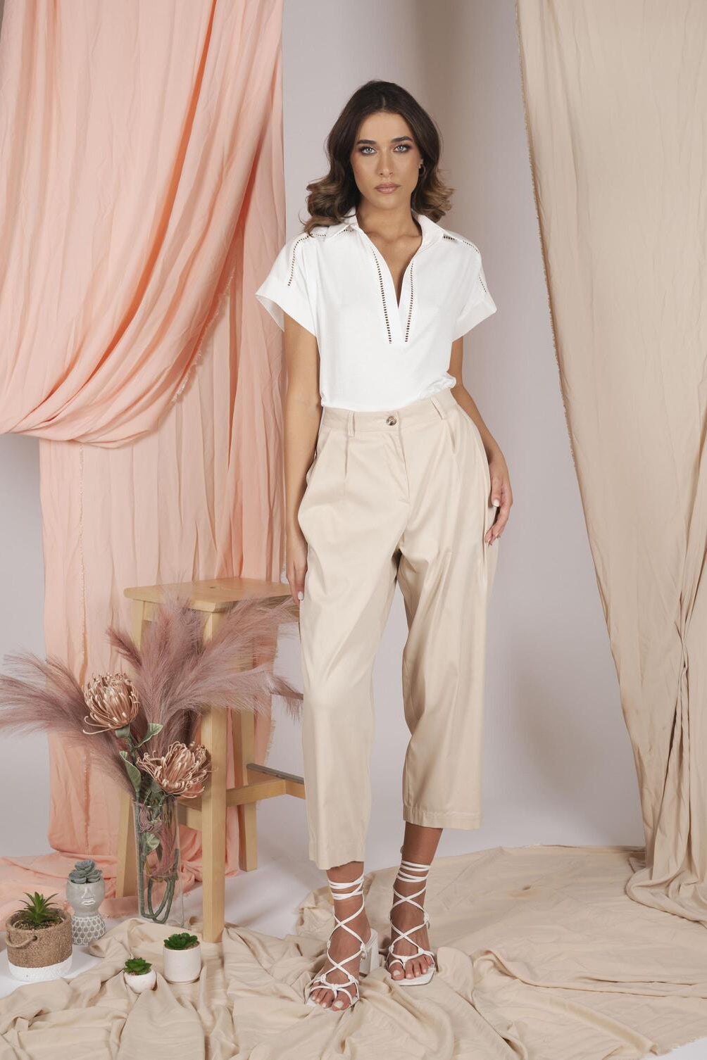 Pantalone crop con pinces