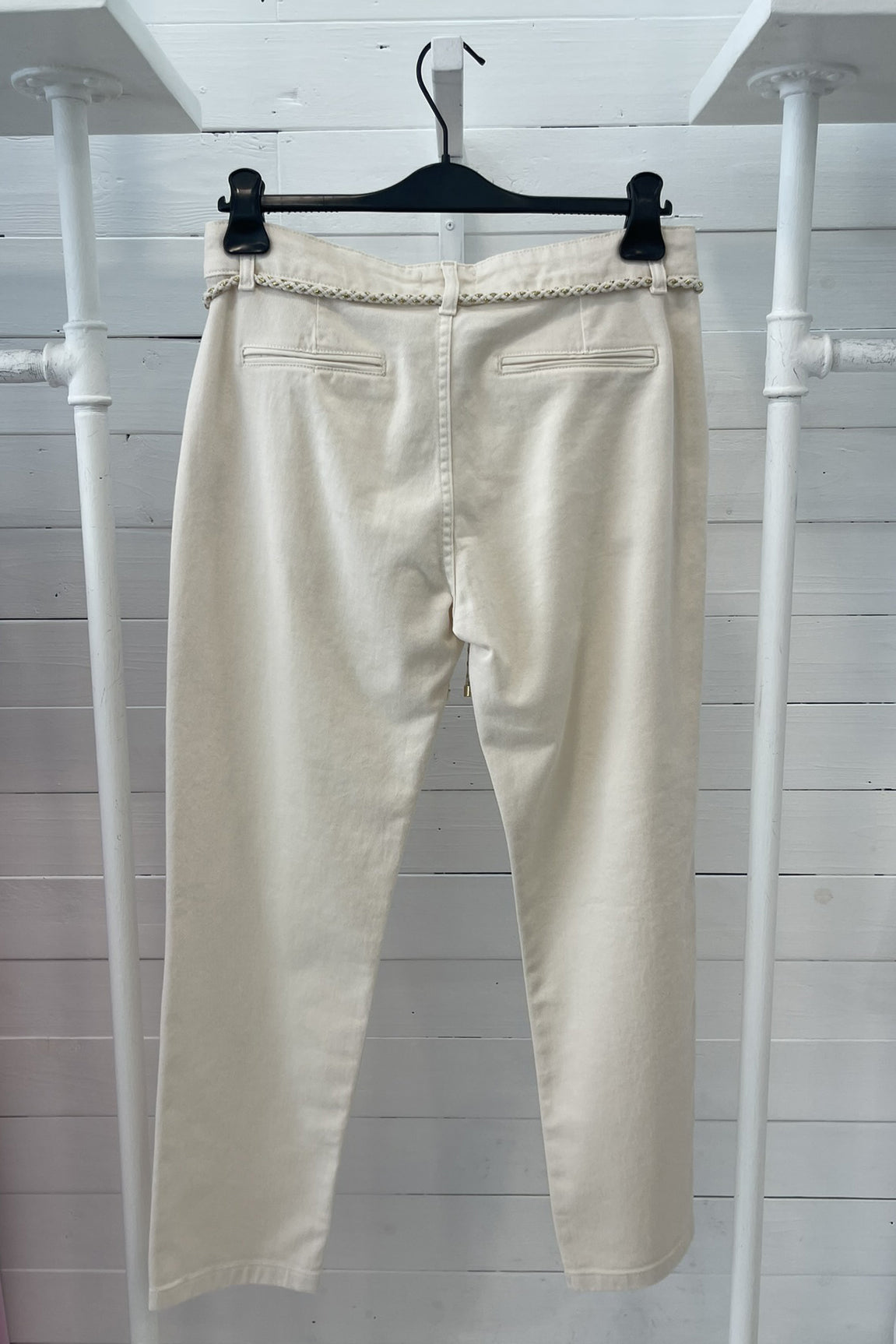Pantaloni con cintura intrecciata
