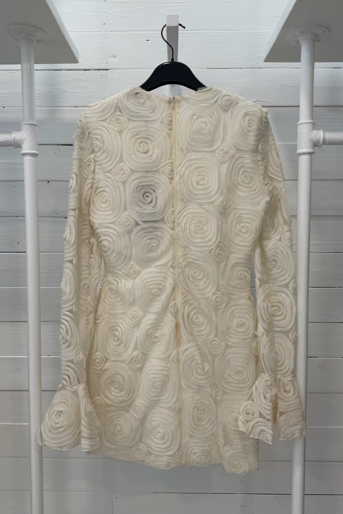 Abito in tessuto ricamato