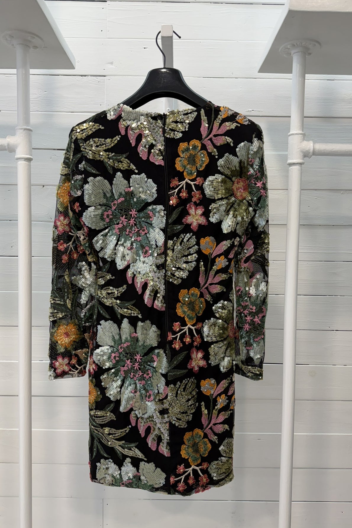 Abito ricamo fantasia