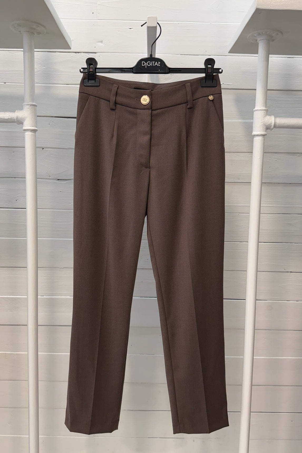 Pantalone linea dritta