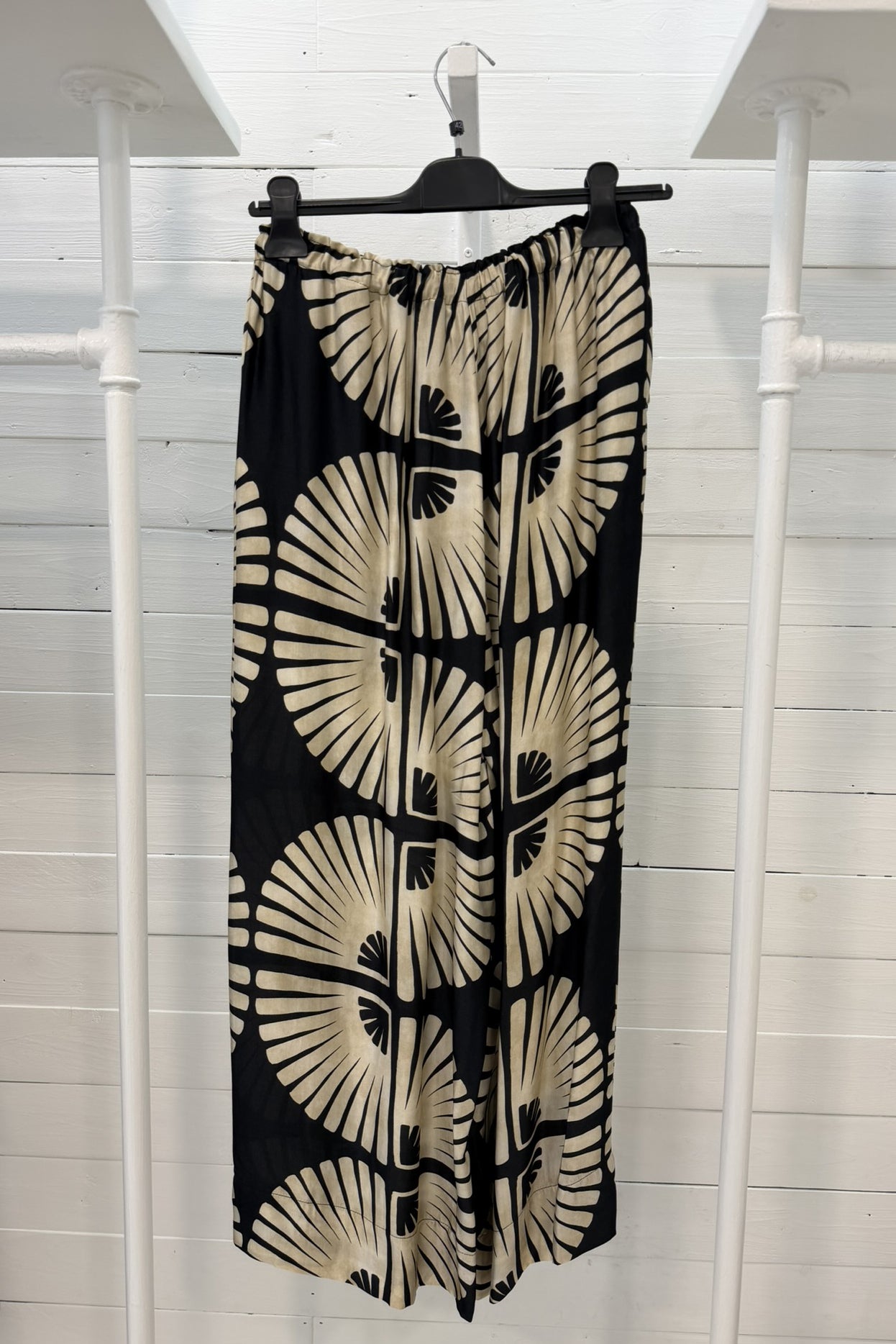 Pantalone palazzo fantasia grafica