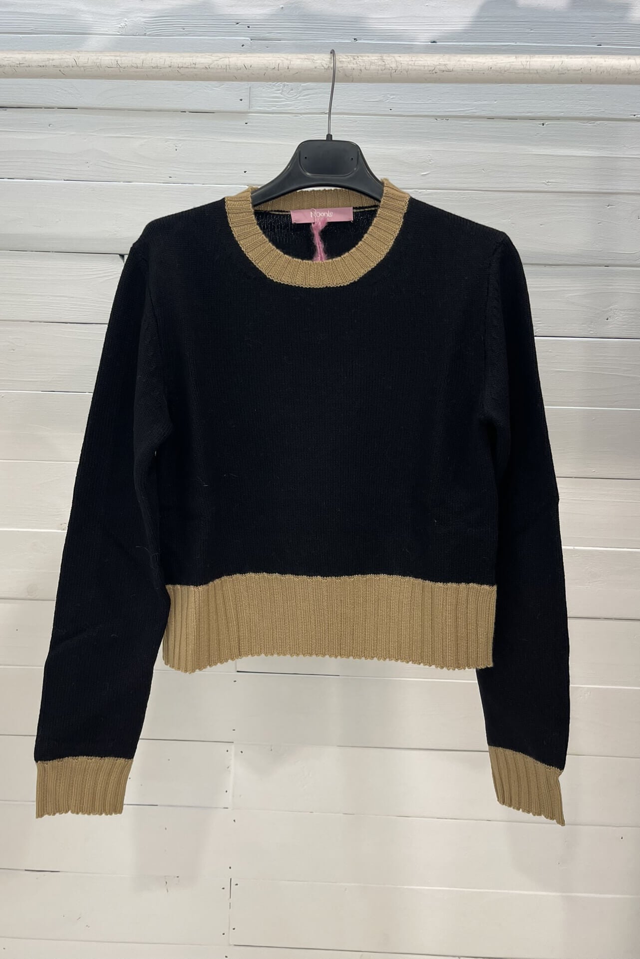 Maglione cropped a girocollo