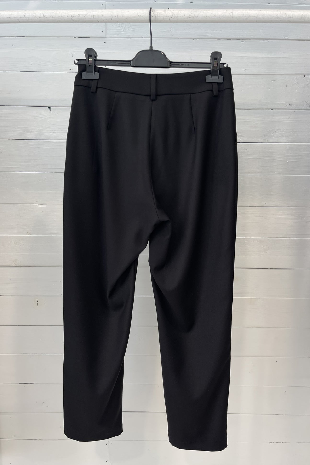 Pantaloni dritti