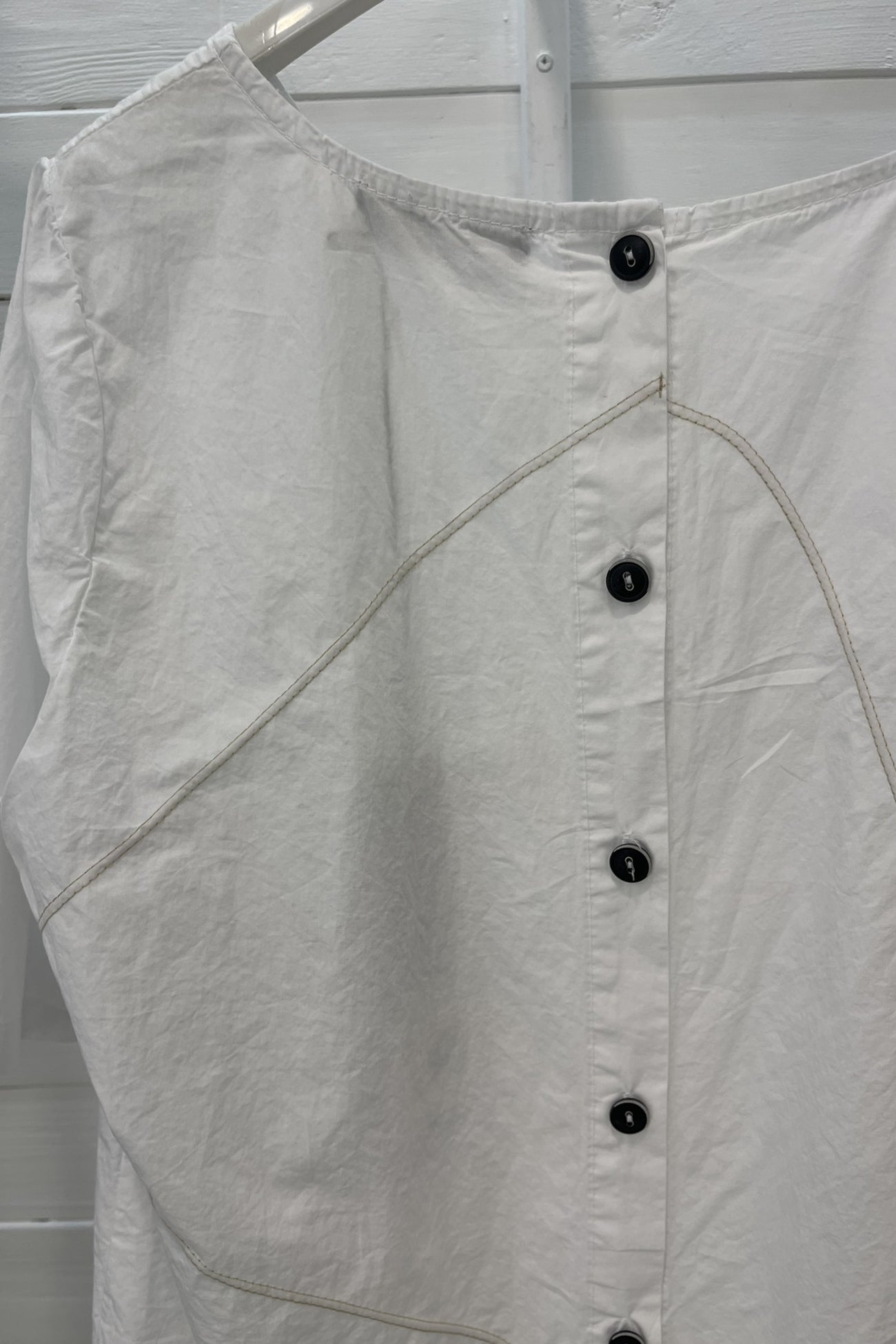 Blusa in cotone con cuciture a contrasto