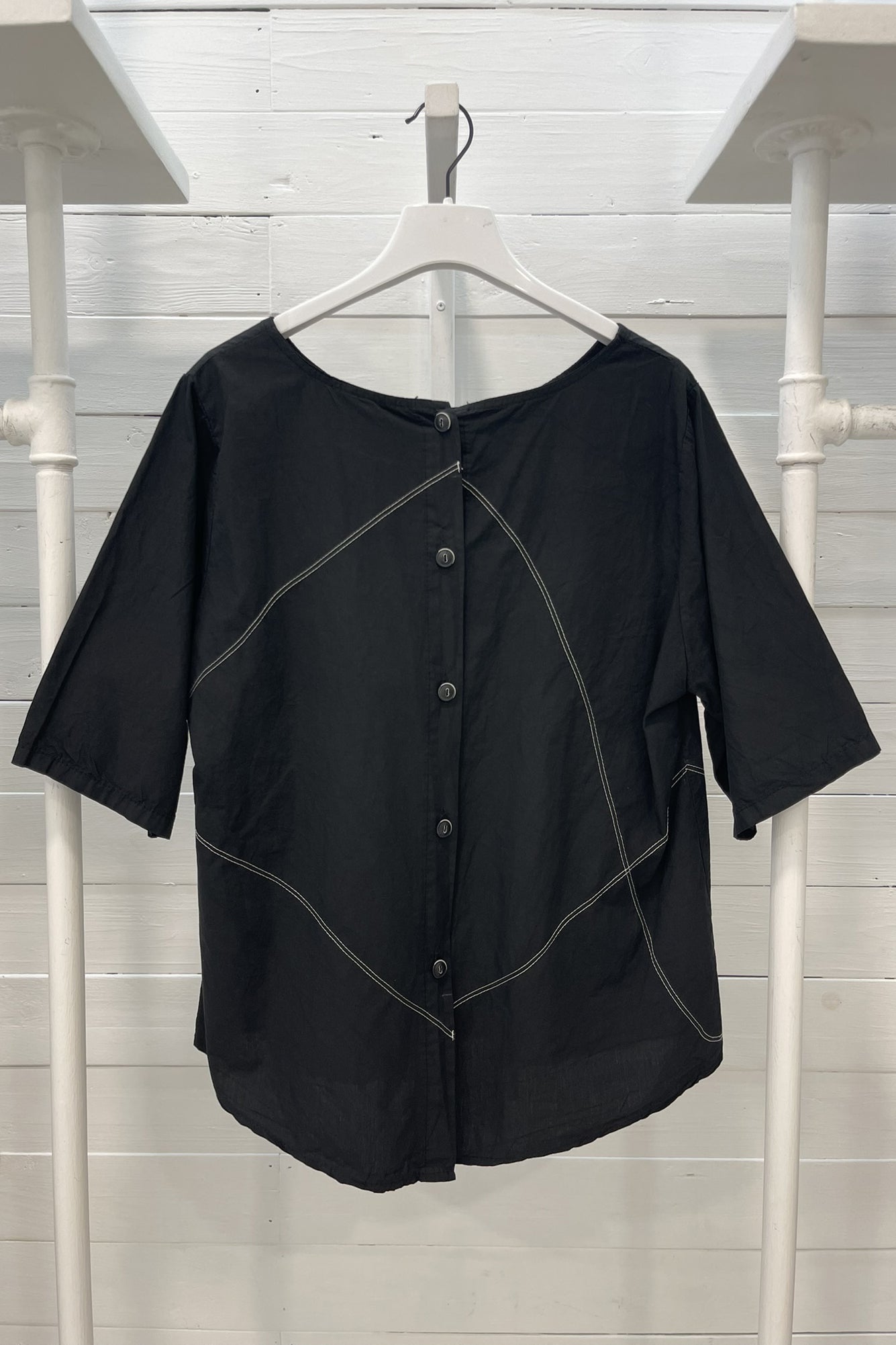 Blusa in cotone con cuciture a contrasto