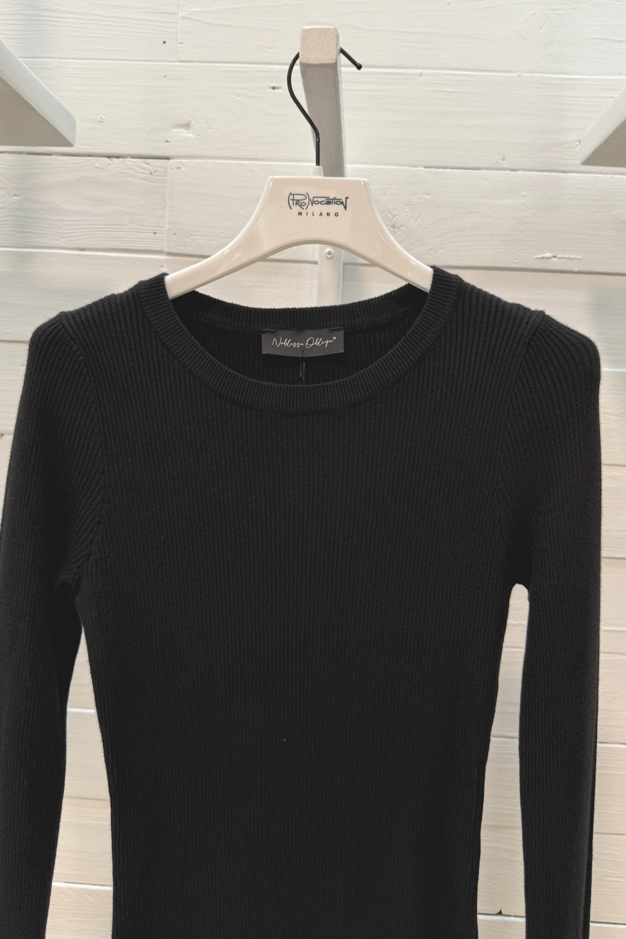 Abito asimmetrico a costine