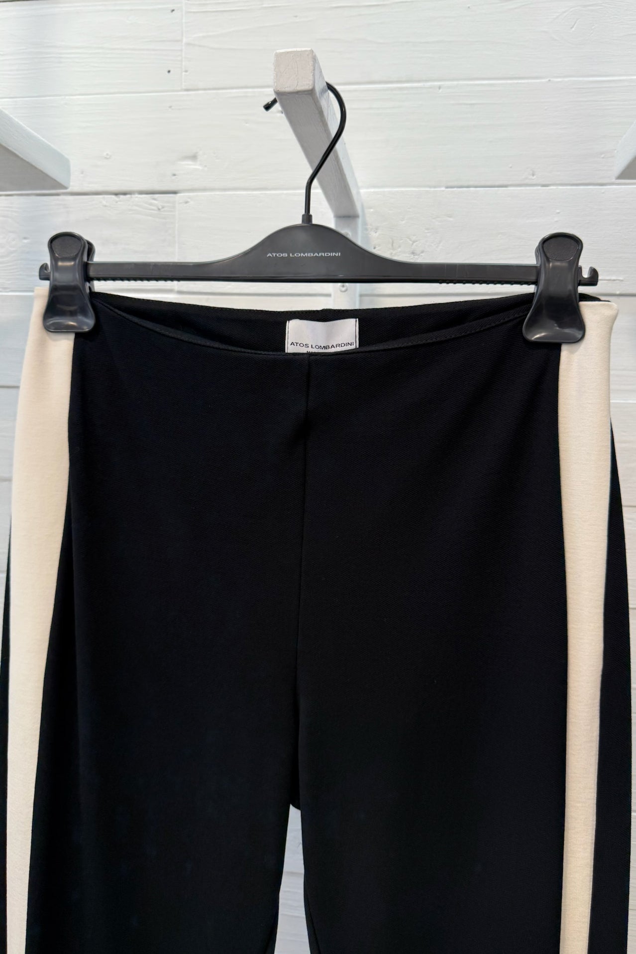 Pantaloni con bande laterali