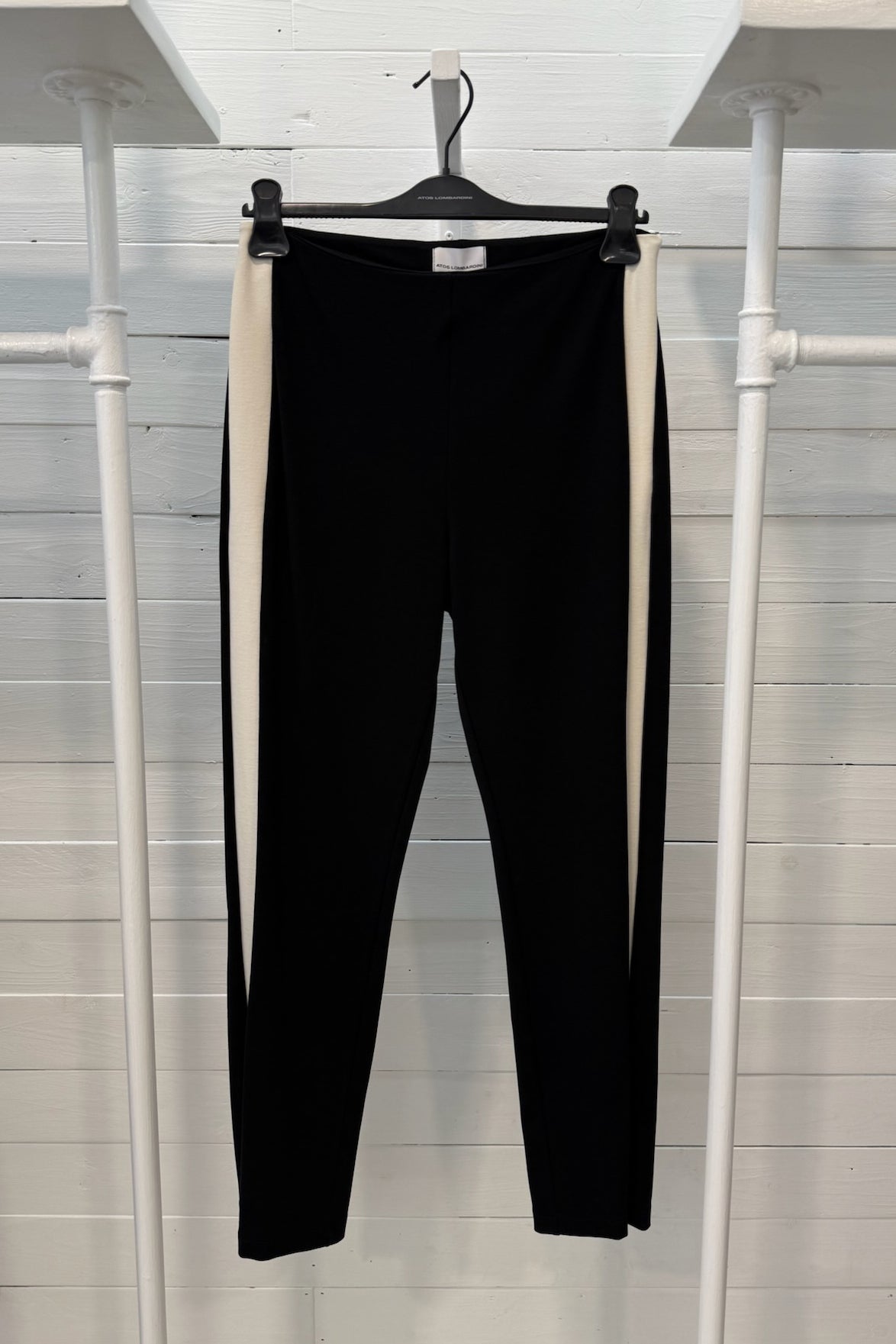 Pantaloni con bande laterali