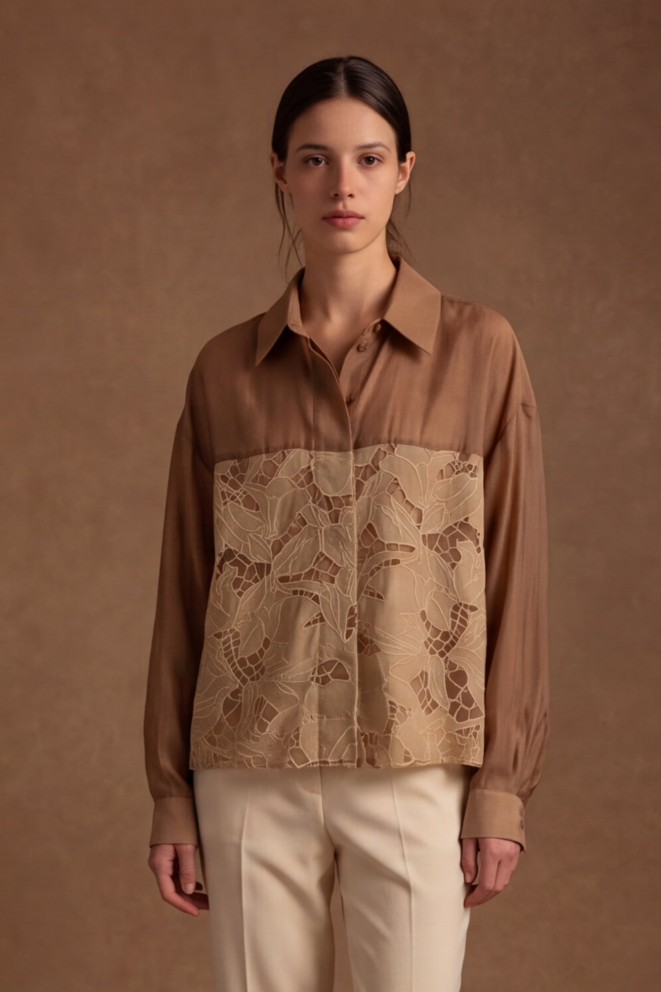 Camicia organza e pizzo ricamato