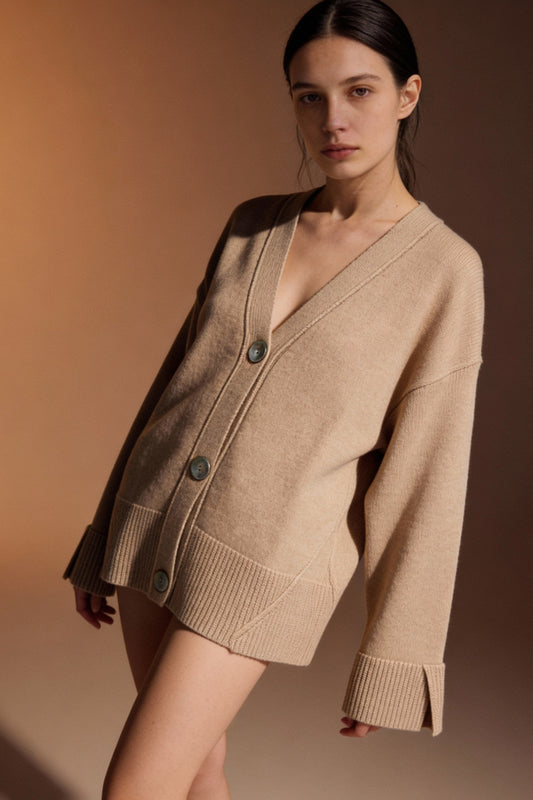 Cardigan con bottoni