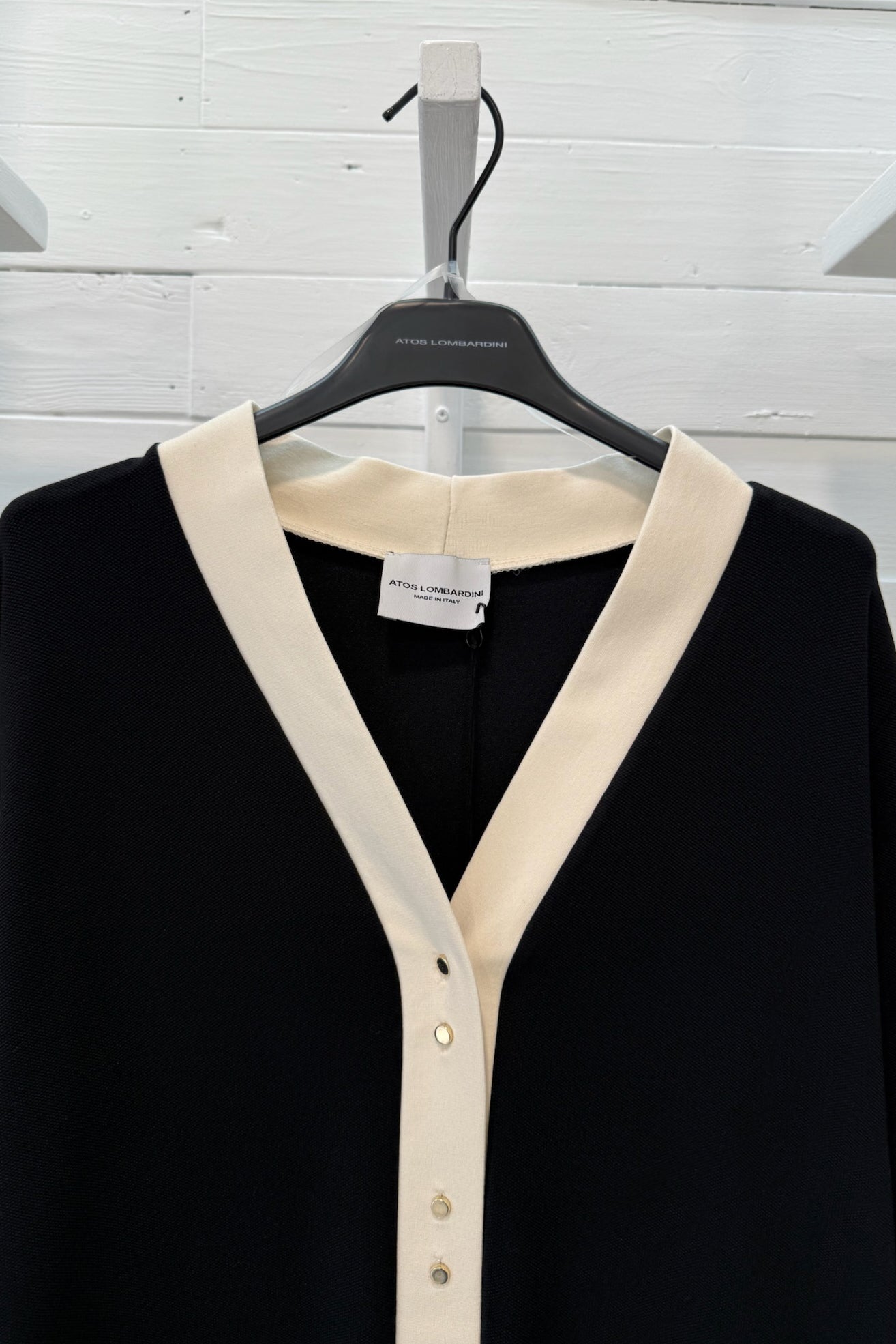 Cardigan/abito con bordi a contrasto