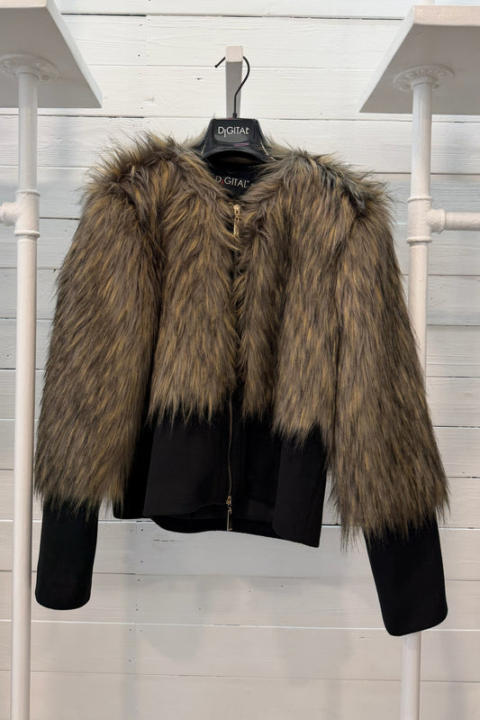 Cappotto in ecopelliccia