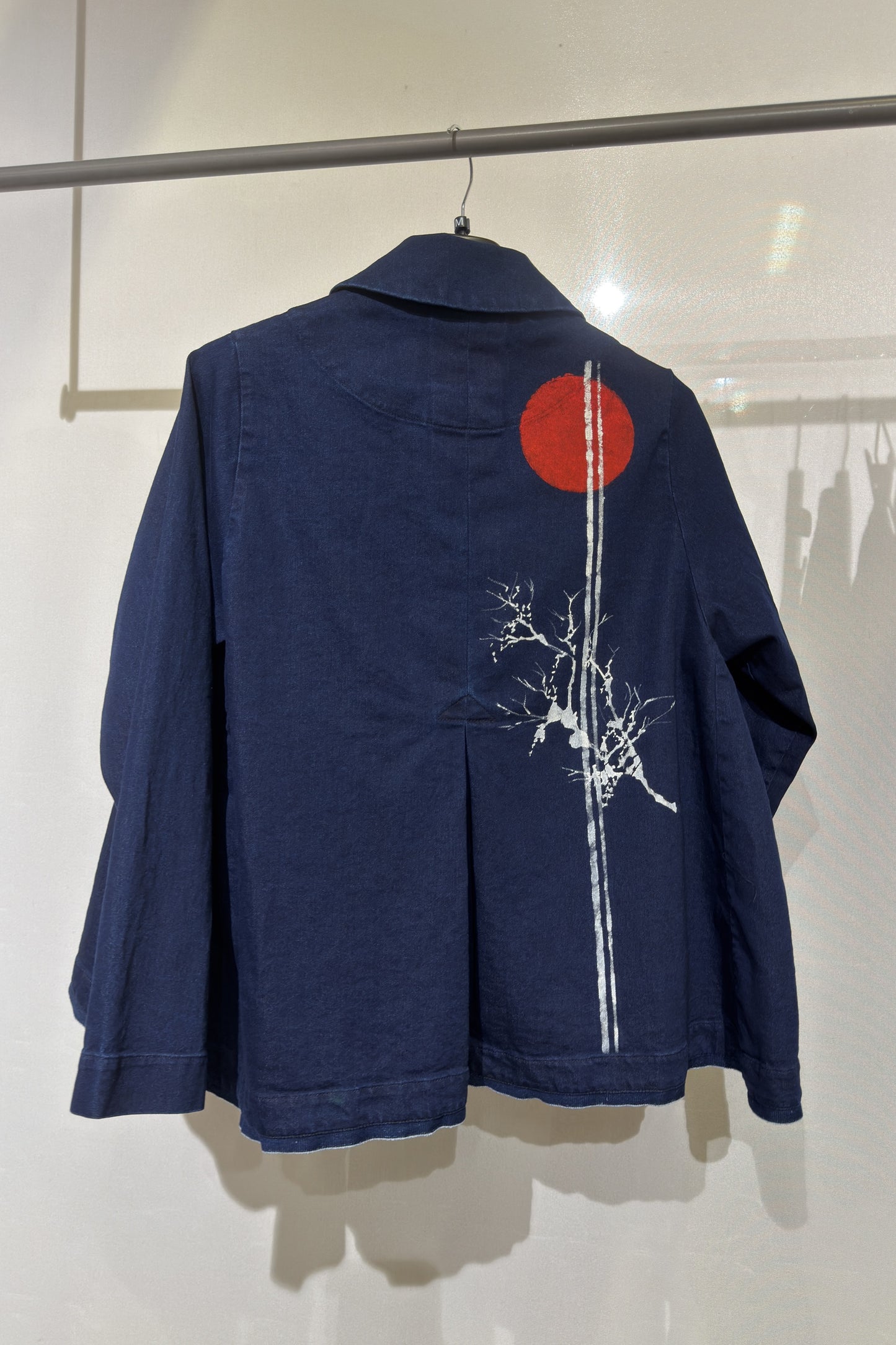 Giacca Effetto Jeans con Stampe Grafiche