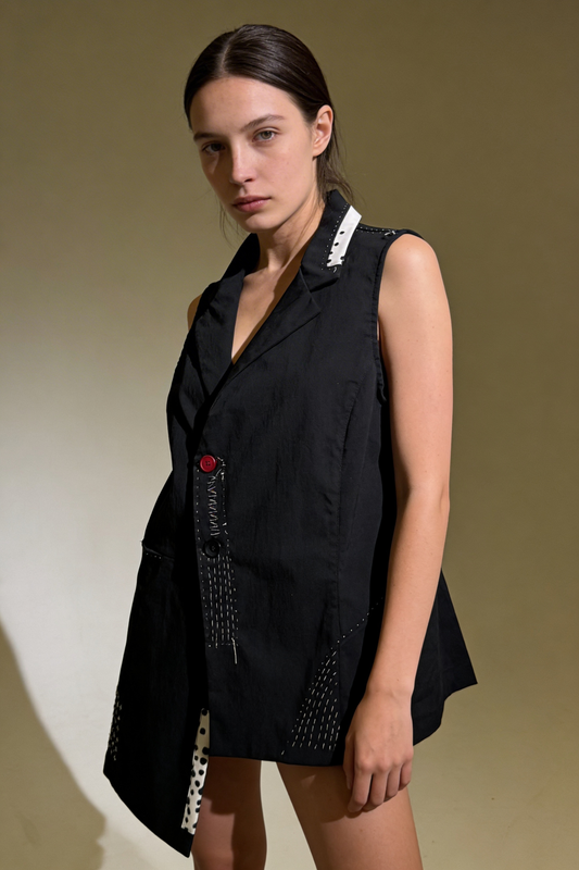 Gilet sartoriale con impunture decorative