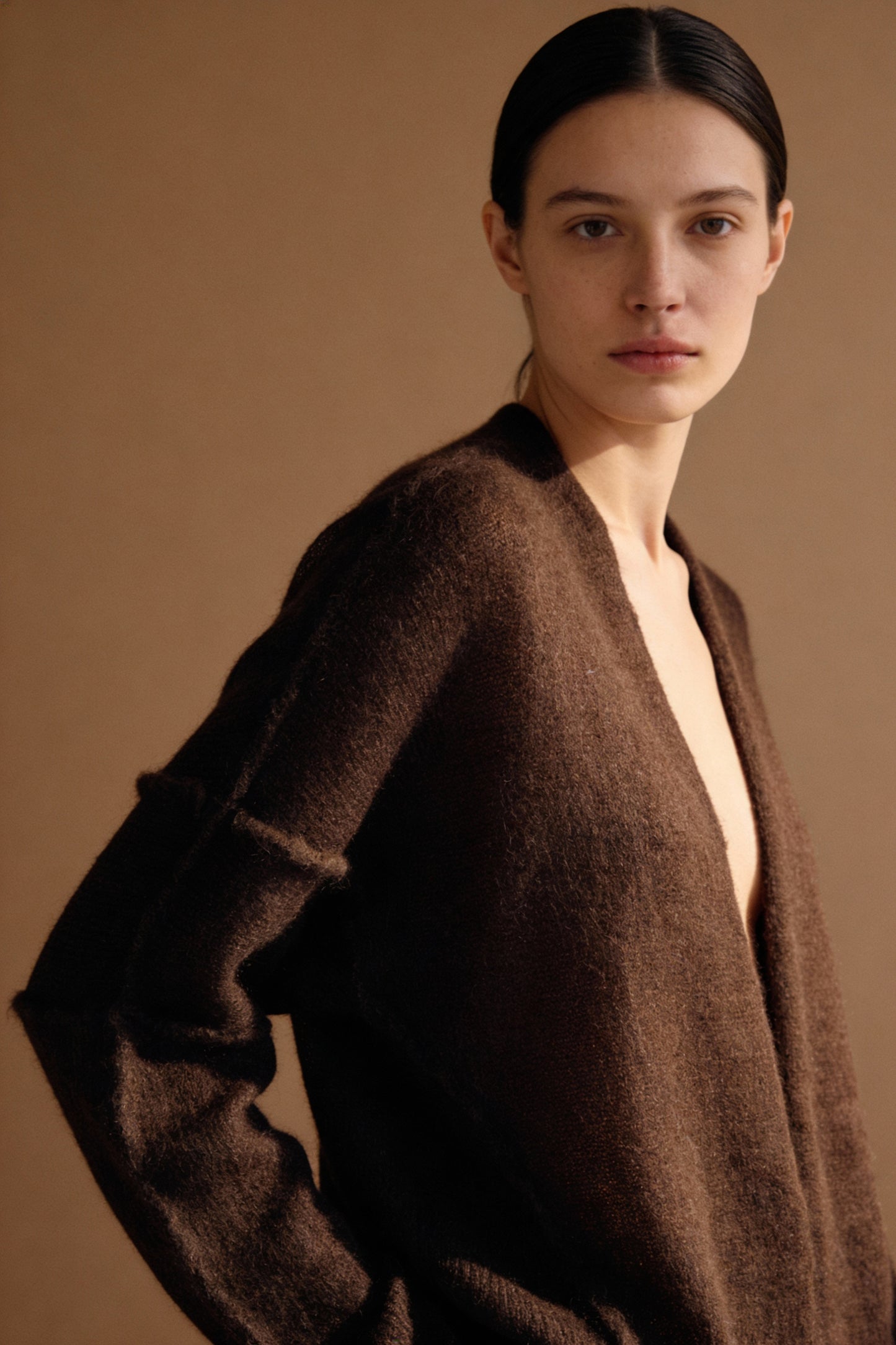 Cardigan aperto velato