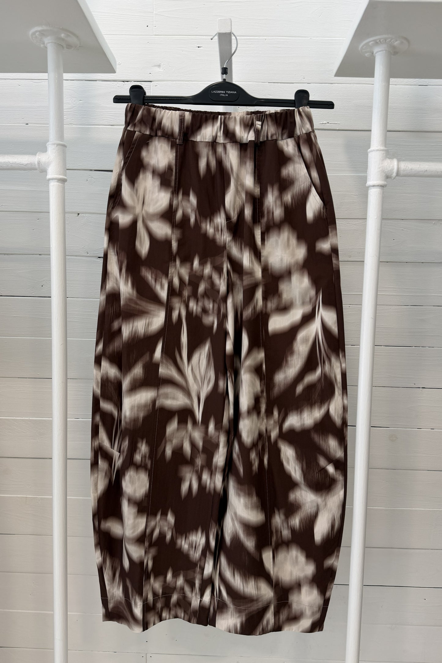Pantalone ovetto motivo tridimensionale
