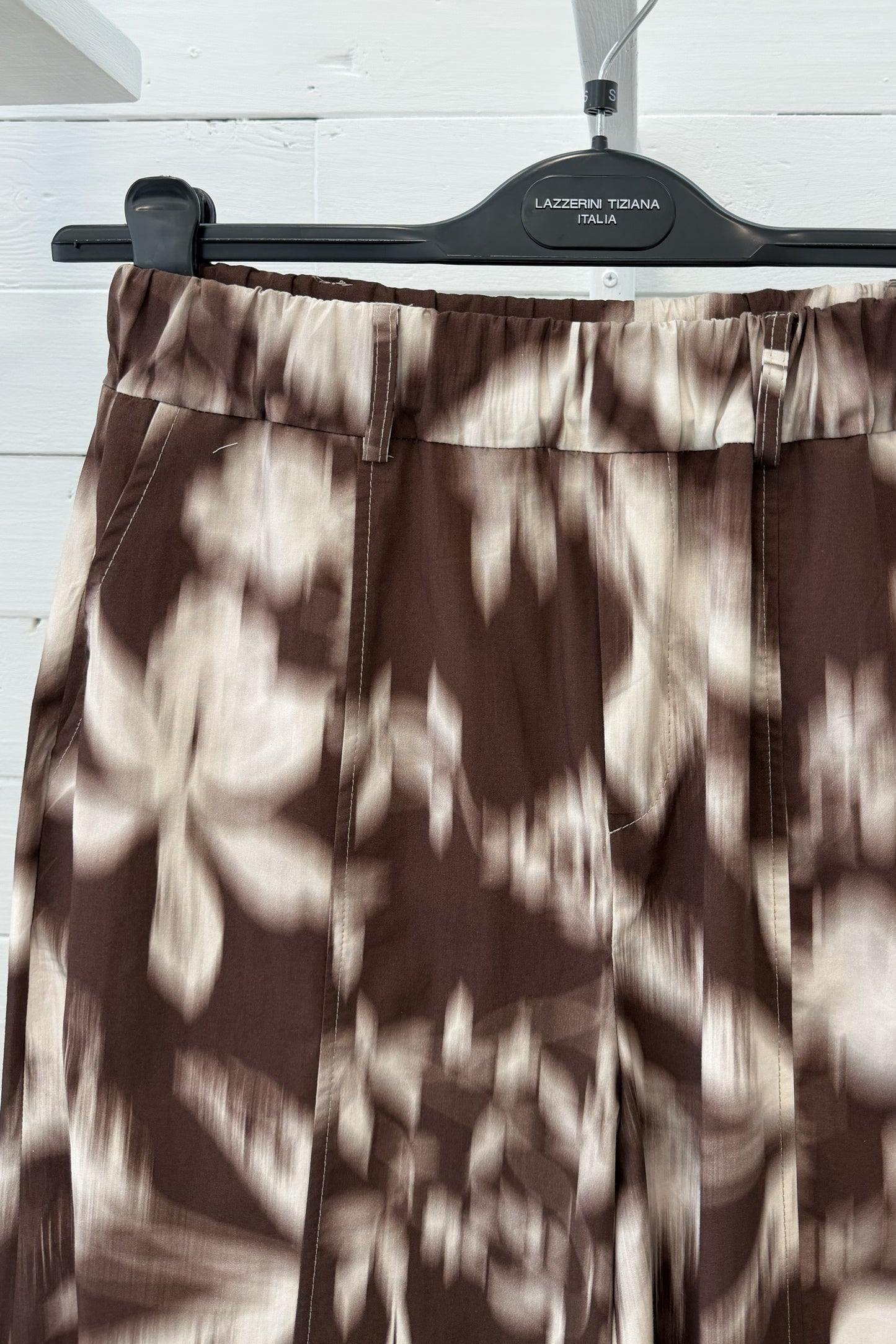 Pantalone ovetto motivo tridimensionale