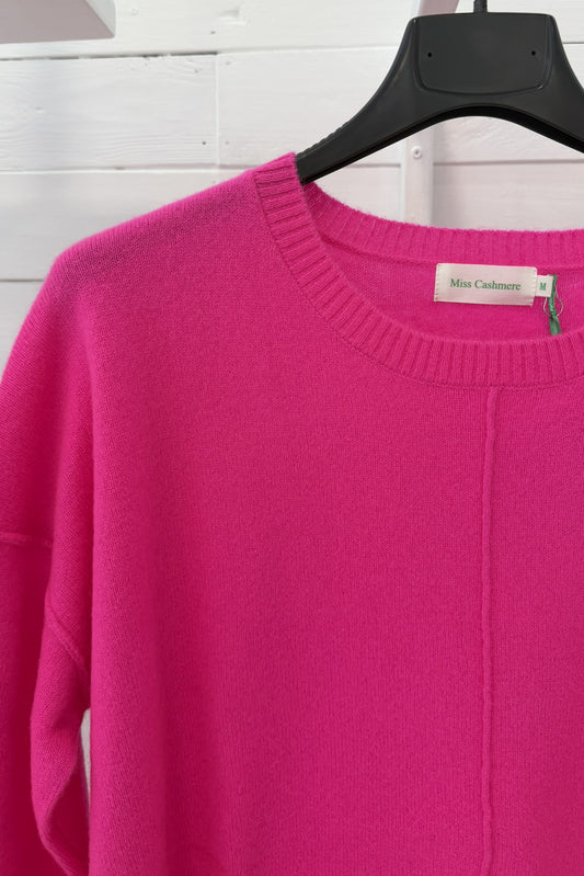 Maglia in puro cashmere con fondo asimmetrico