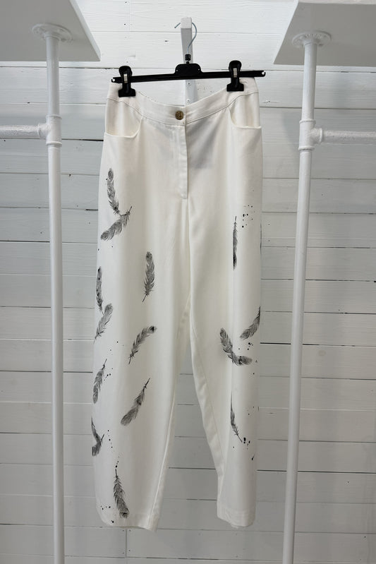 Pantalone stampa piume