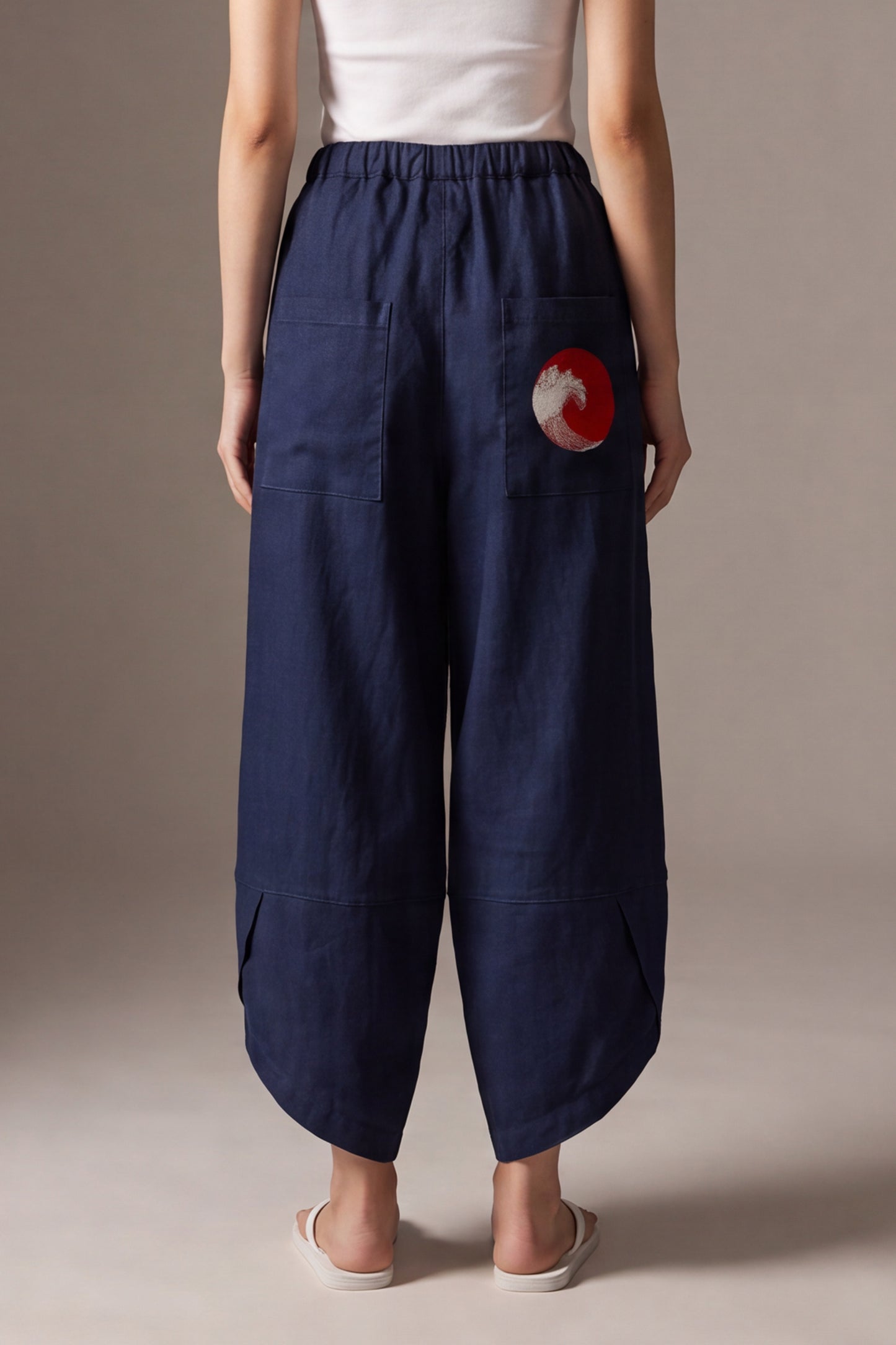 Pantalone Effetto Jeans con Stampe Grafiche