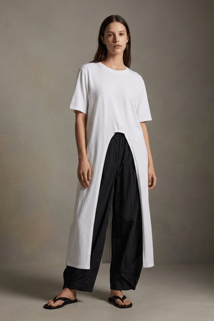 T-shirt in Jersey con Spacco Frontale