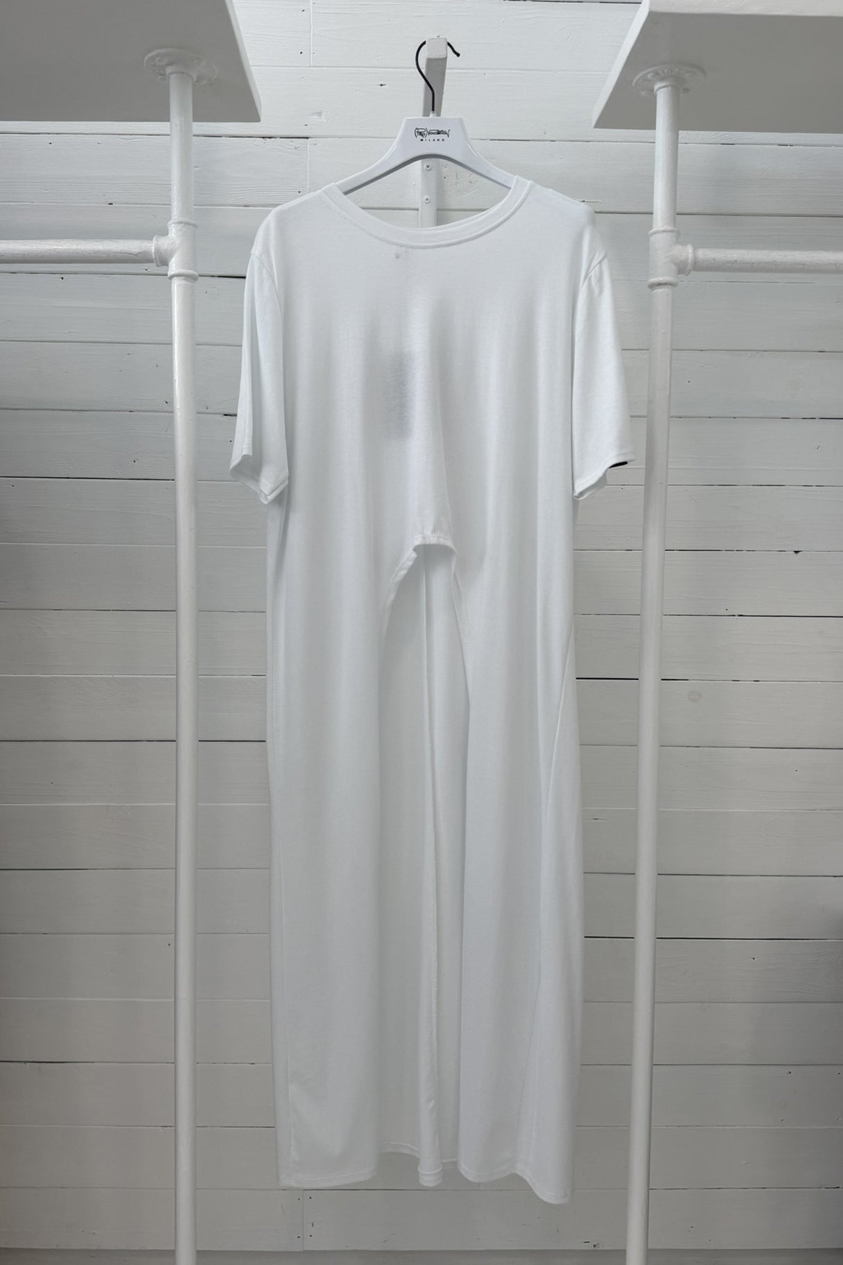 T-shirt in Jersey con Spacco Frontale