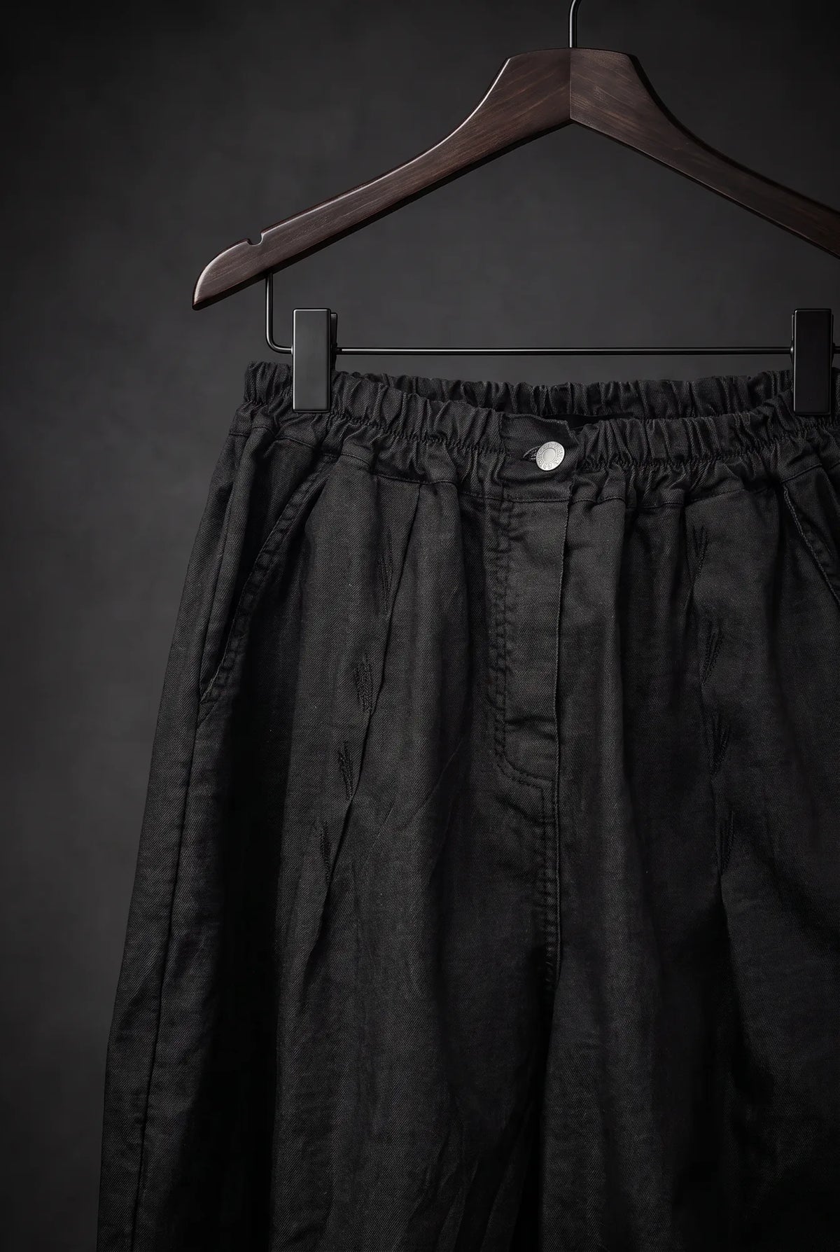 Pantalone ovetto con elastico in vita