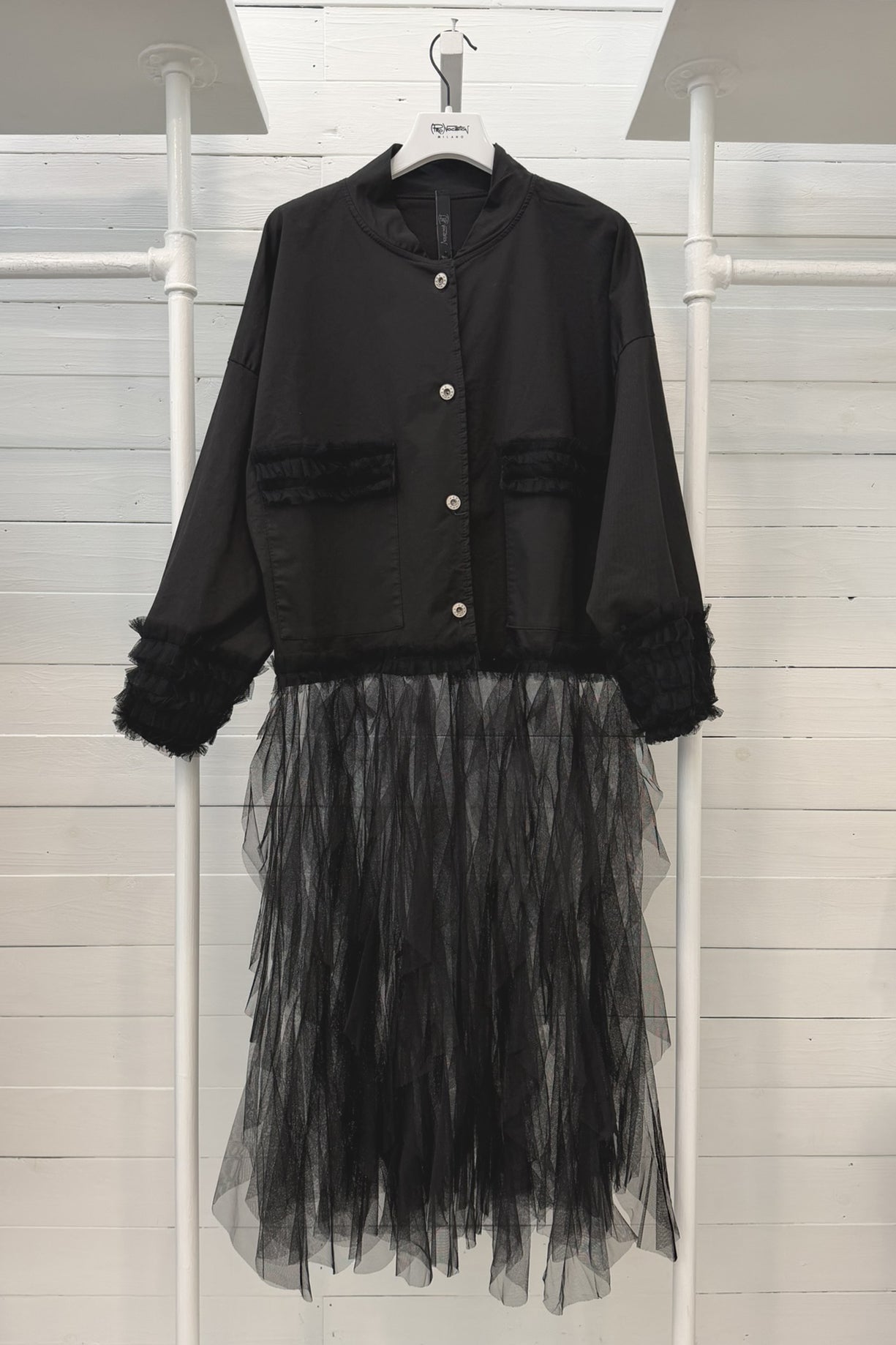 Giacca nera con inserti in tulle