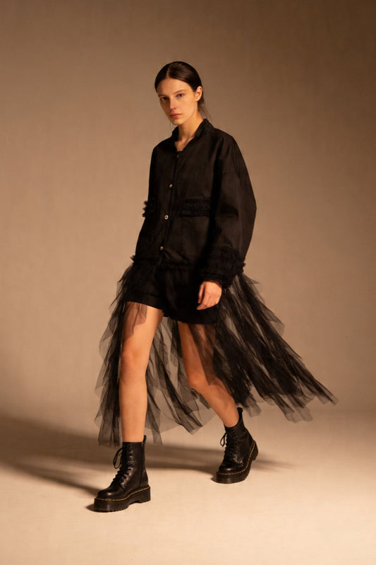 Giacca nera con inserti in tulle