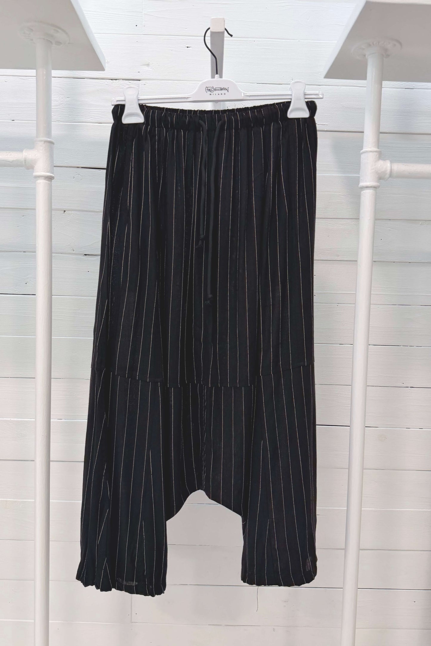 Pantalone cavallo basso gessato