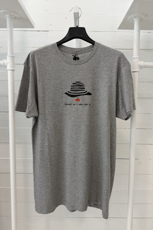 T-shirt con stampa "Secondo me è come dico io"