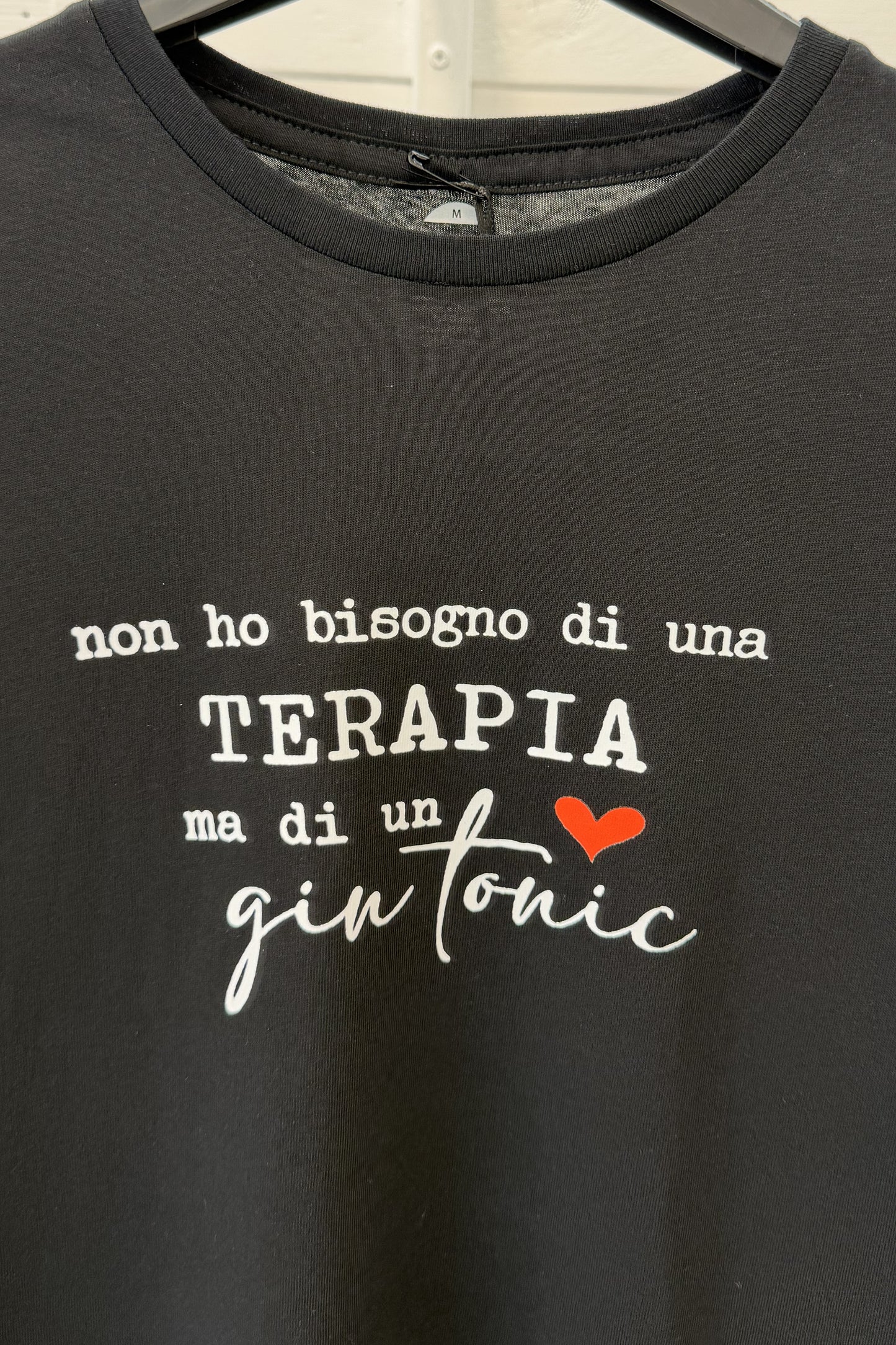 T-shirt con stampa "Gin Tonic"