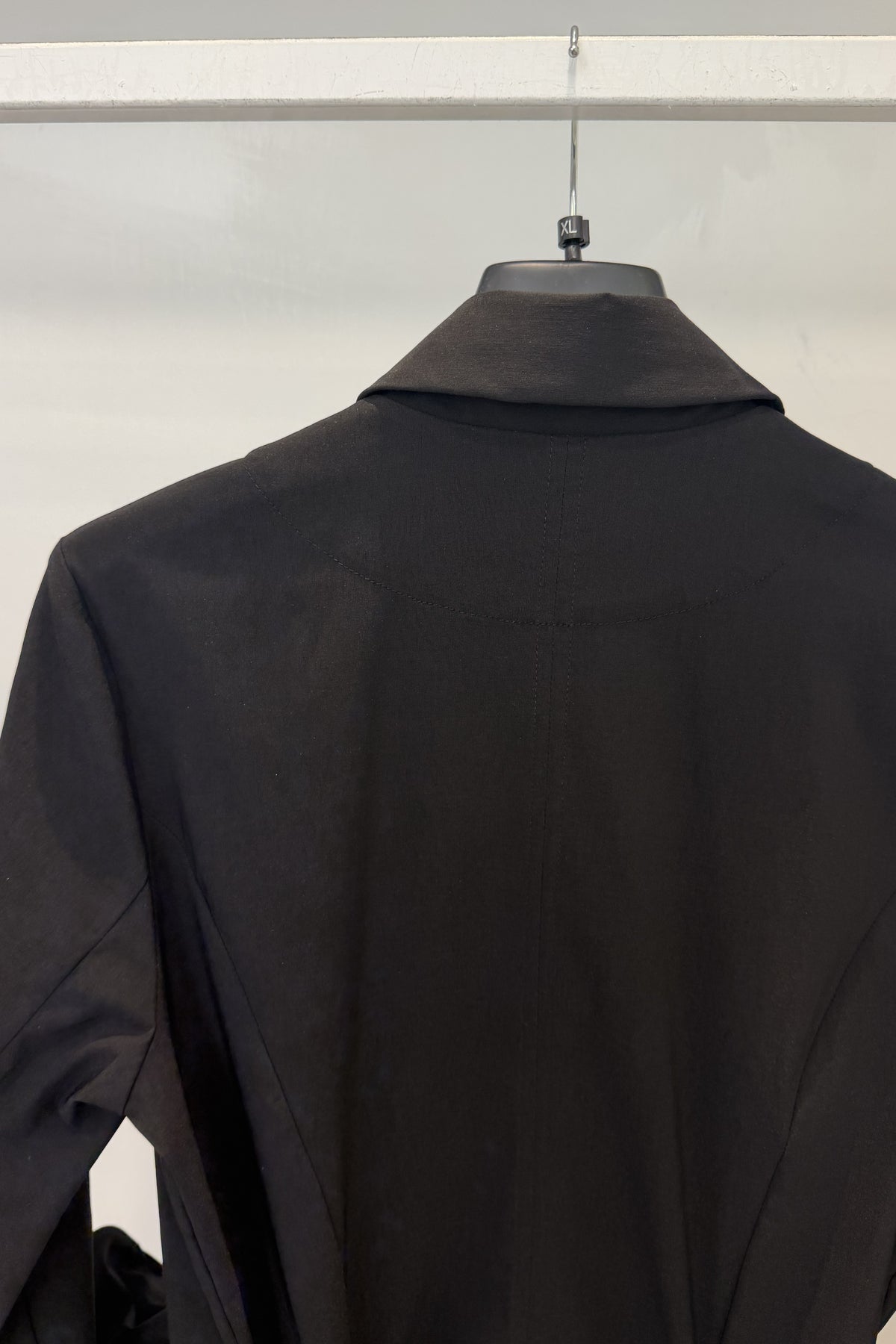 Giacca con ferretto modellabile