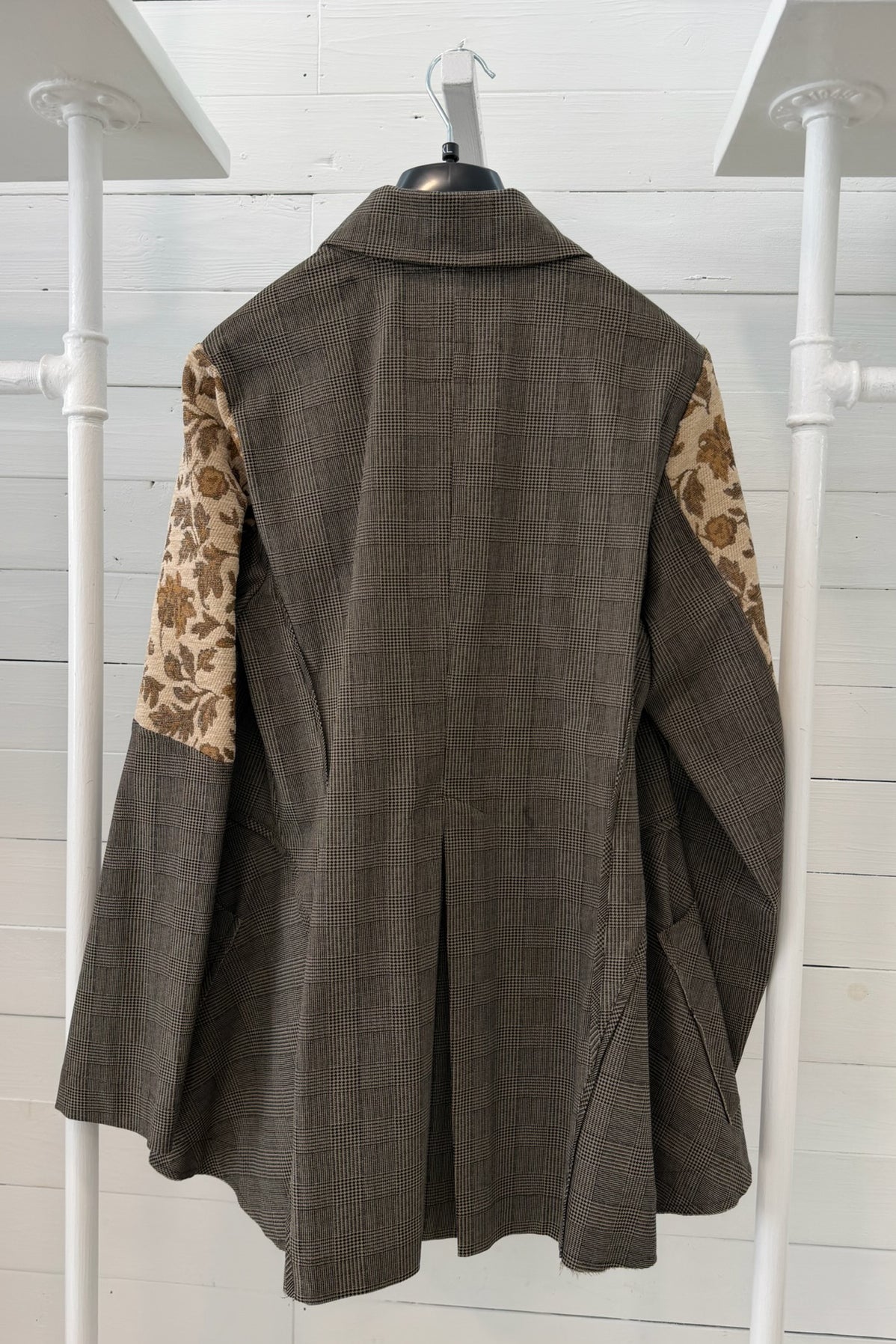 Giacca Patchwork con Inserti Floreali