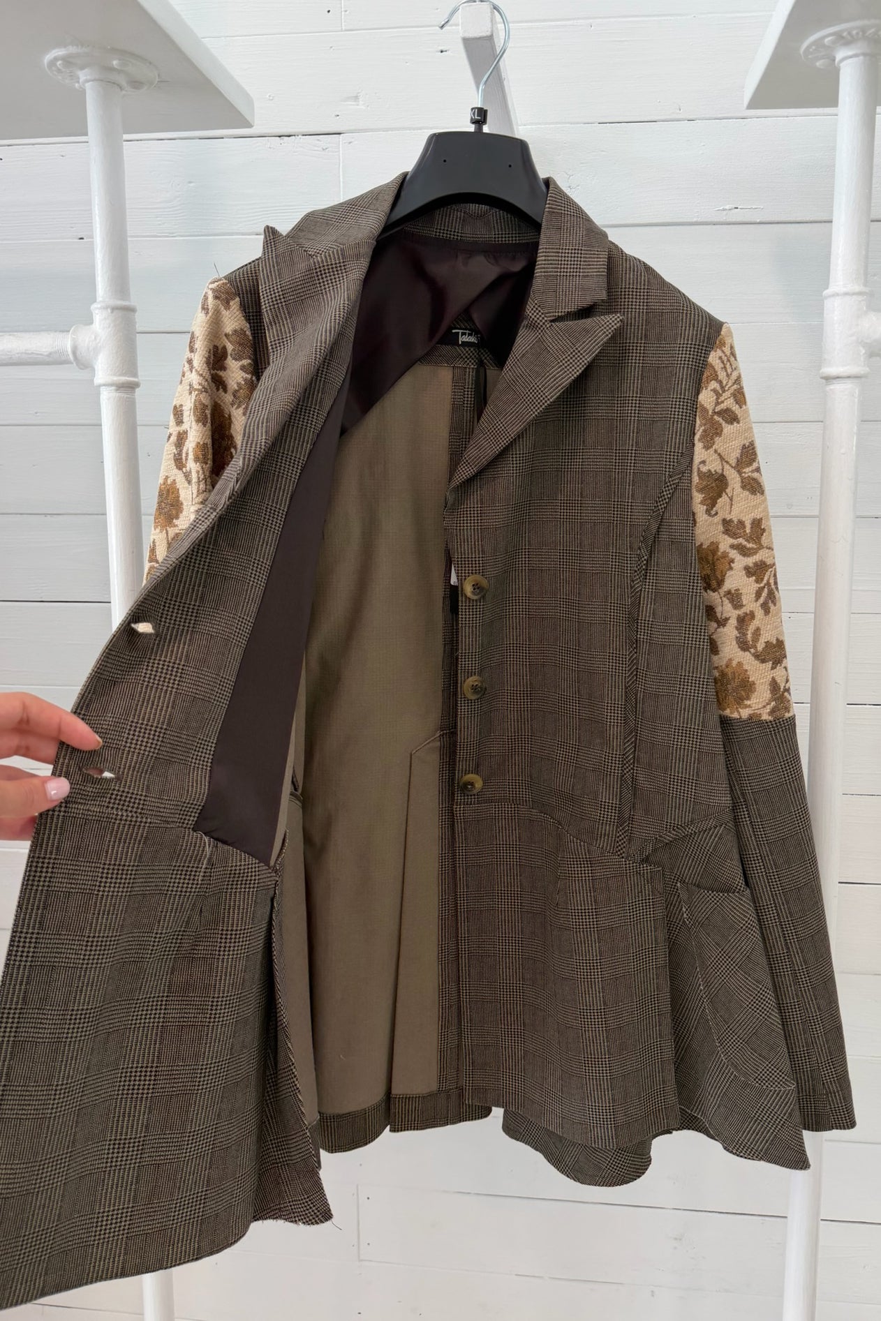 Giacca Patchwork con Inserti Floreali