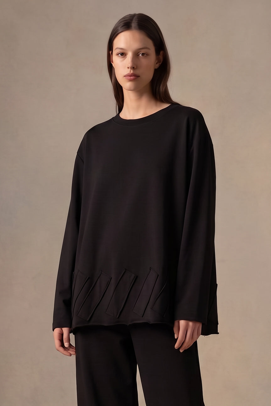 Maglia Ampia con Applicazioni Geometriche