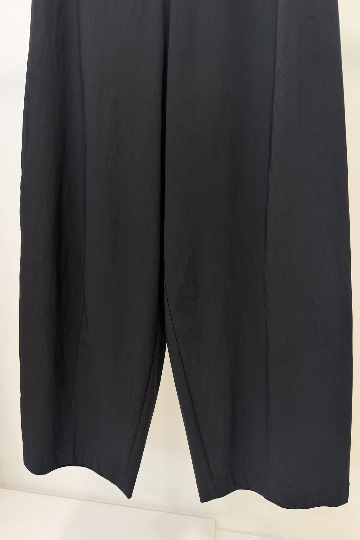 Pantalone ovetto con vita elasticizzata