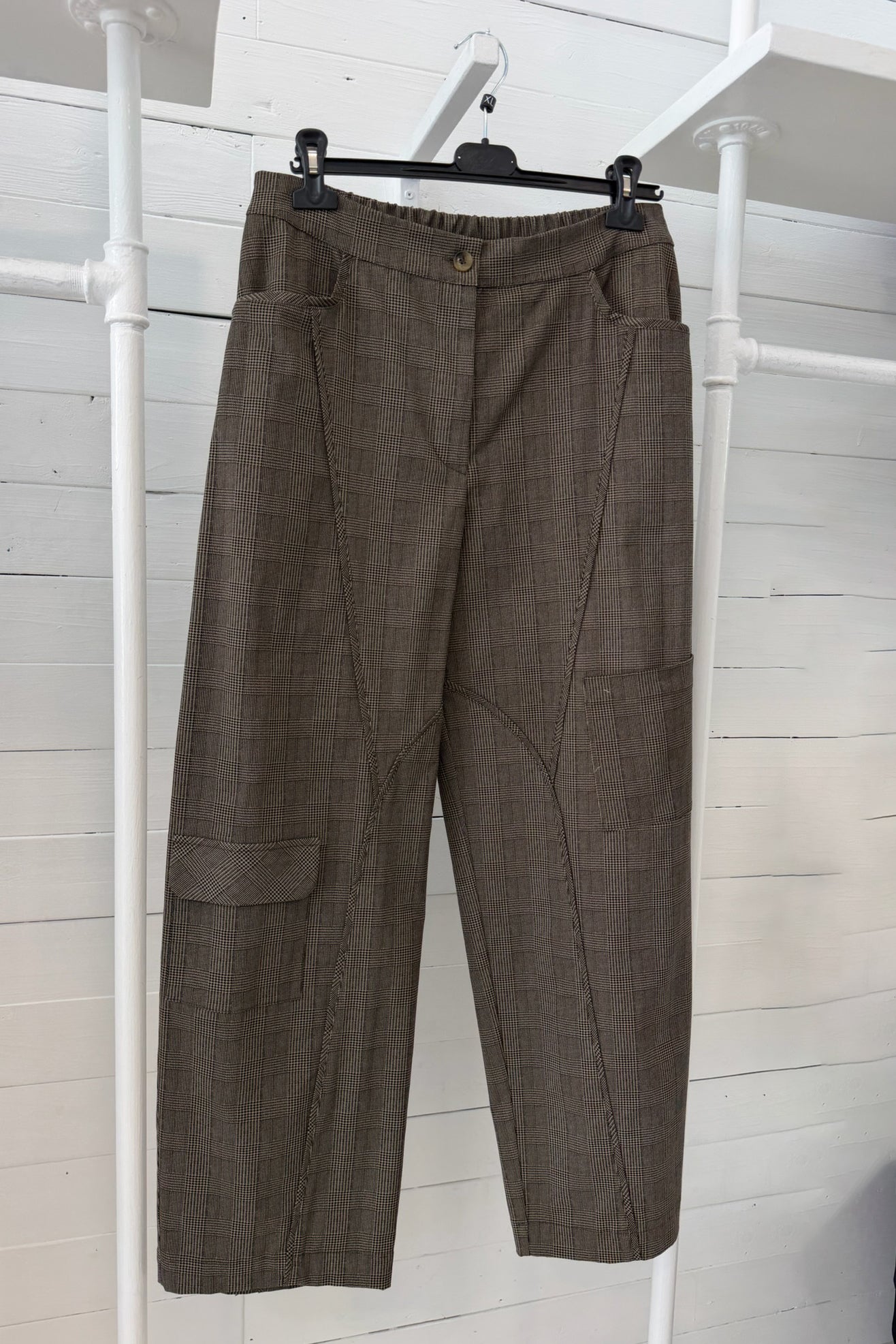 Pantalone a Quadri con Tasche Applicate