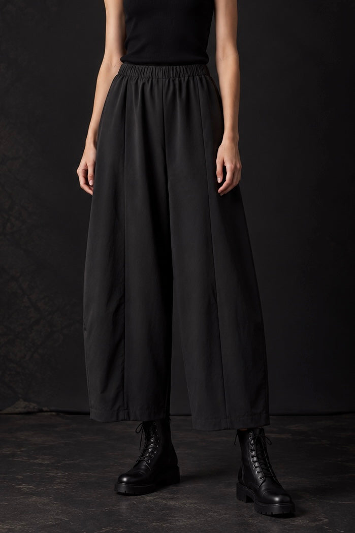 Pantalone ovetto con vita elasticizzata