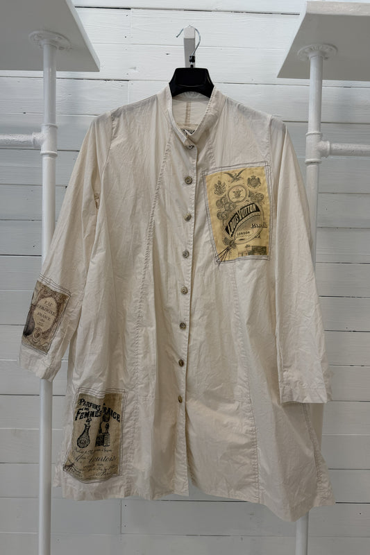 Camicione a ovetto con patch vintage