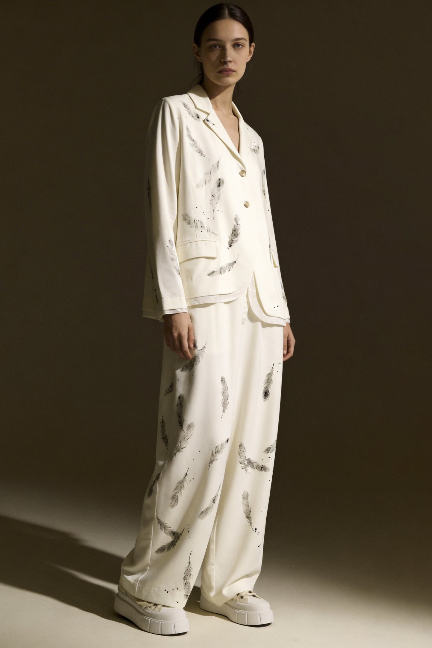 Pantalone stampa piume