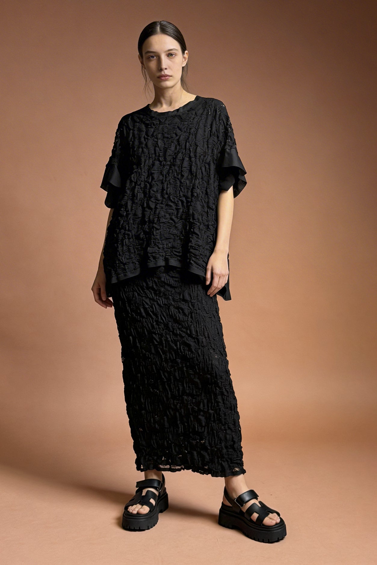 Gonna midi in pizzo strutturato